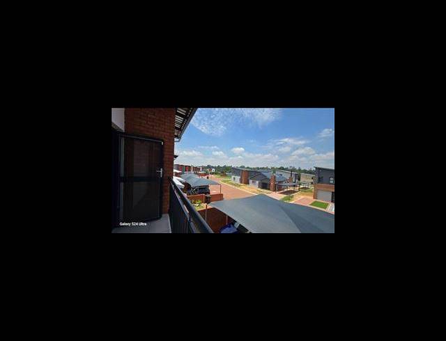 3 BEDROOM TOWNHOUSE FOR SALE IN PARKDENE